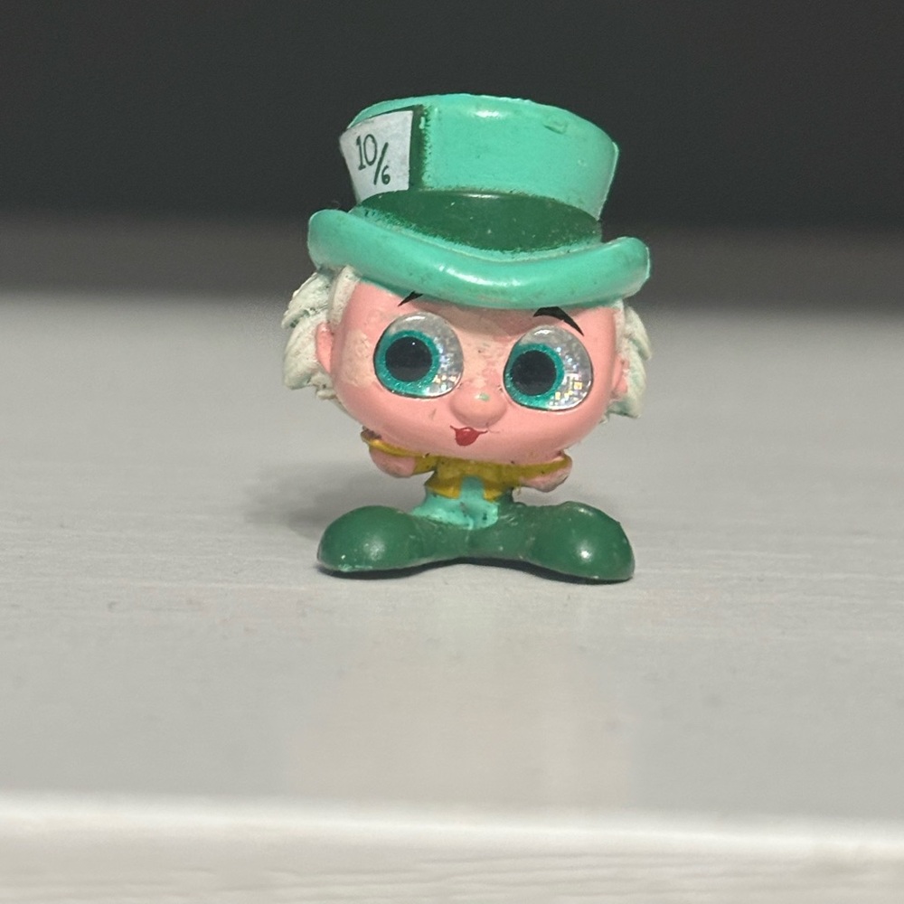 Disney Doorables Moose Toys Series 1 Mad Hatter figure